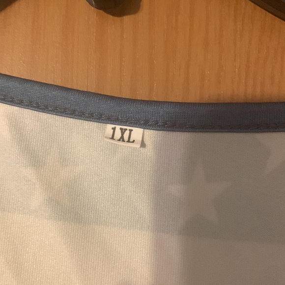 Tank top - Picture 2 of 4